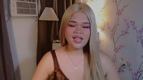 Jessica online show from 12-19-25, 02:24