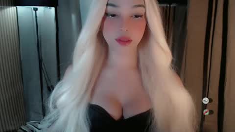 maureen love you online show from 10-25-25, 06:57