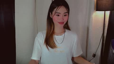 Snapshot of yourfavorateremi chatting on 10-09-25, 06:11 Remrem online show from 10-09-25, 06:11
