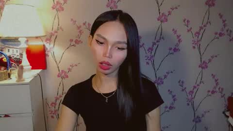 Snapshot of yourfavoratericcie chatting on 09-30-25, 05:01 RICCIE MAE online show from 09-30-25, 05:01