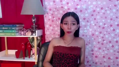 Snapshot of yourfavoratericcie chatting on 10-22-25, 03:18 RICCIE MAE online show from 10-22-25, 03:18