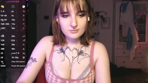 Snapshot of yourhanna_ chatting on 05-29-26, 07:56 hanna online show from 05-29-26, 07:56