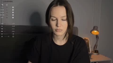 Aida online show from 02-16-25, 02:21