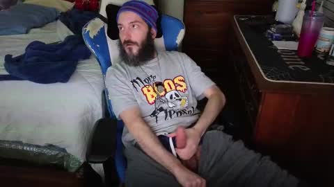 Snapshot of yourhighnessthis9inch chatting on 12-18-25, 06:19 Sh online show from 12-18-25, 06:19