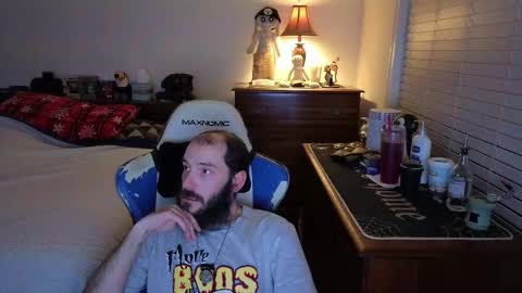 Snapshot of yourhighnessthis9inch chatting on 12-19-25, 06:31 Sh online show from 12-19-25, 06:31