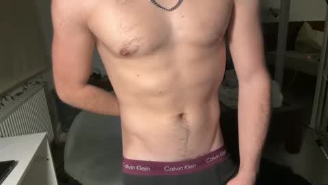 yourhotdude99 online show from 04-02-26, 11:35