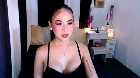 Snapshot of yourhumiliationgirl chatting on 10-27-25, 11:47 yourhumiliationgirl online show from 10-27-25, 11:47