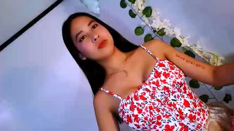 Snapshot of yourhumiliationgirl chatting on 11-10-25, 04:44 yourhumiliationgirl online show from 11-10-25, 04:44