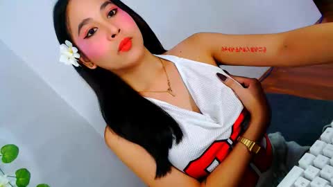 Snapshot of yourhumiliationgirl chatting on 11-12-25, 06:58 yourhumiliationgirl online show from 11-12-25, 06:58