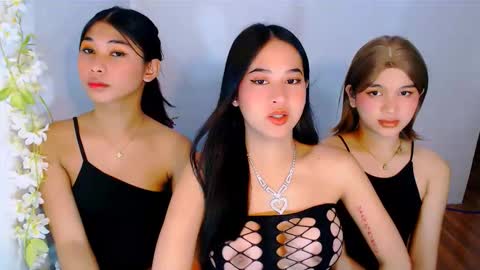 Snapshot of yourhumiliationgirl chatting on 11-25-25, 05:24 yourhumiliationgirl online show from 11-25-25, 05:24