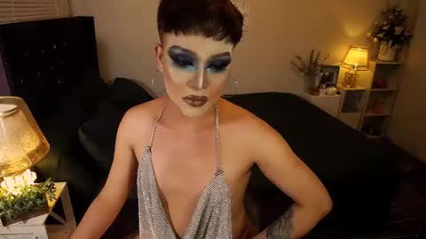 --               online show from 10-09-25, 08:12