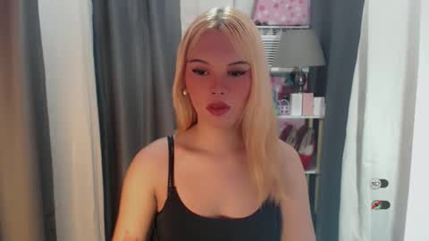 KYLIE MORE online show from 05-24-26, 06:07