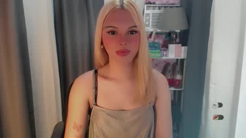 KYLIE MORE online show from 05-30-26, 06:43