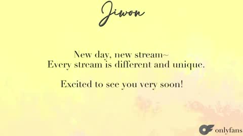 Snapshot of yourlovelykgirlfriend chatting on 06-17-26, 08:10 J i w o n online show from 06-17-26, 08:10