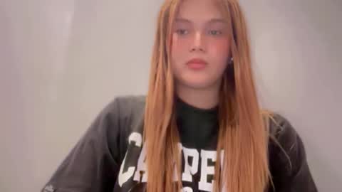 Snapshot of yourlovingpearl chatting on 02-04-26, 11:05 PEARL online show from 02-04-26, 11:05