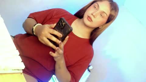 Snapshot of yourlovingpearl chatting on 02-07-26, 04:27 PEARL online show from 02-07-26, 04:27