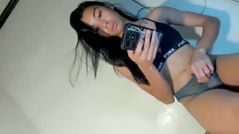 yourlycaezzamae69 online show from 06-02-26, 09:22