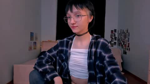 my name is Liana ntmu  online show from 12-10-24, 04:45