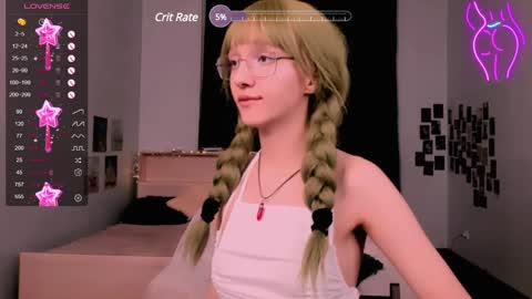 Snapshot of yourmanageroftokens chatting on 12-25-24, 10:37 my name is Liana ntmu online show from 12-25-24, 10:37