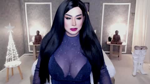 Snapshot of yourmassivecockcummer chatting on 12-19-24, 10:56 Carla online show from 12-19-24, 10:56