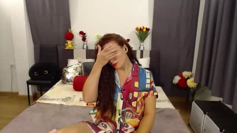 yourmysterycharm online show from 10-20-25, 04:18