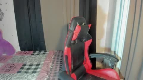 Snapshot of yournaughtyjen chatting on 12-06-24, 02:38 jenny online show from 12-06-24, 02:38