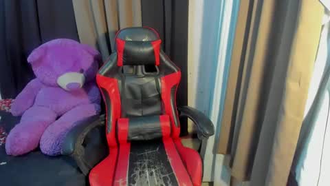 Snapshot of yournaughtyjen chatting on 01-28-25, 11:49 jenny online show from 01-28-25, 11:49