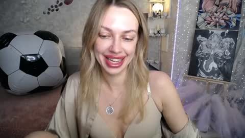 Snapshot of yournickyadamidi chatting on 06-26-26, 04:55 Nicky online show from 06-26-26, 04:55