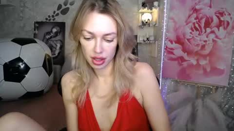 Snapshot of yournickyadamidi chatting on 07-14-26, 04:45 Nicky online show from 07-14-26, 04:45