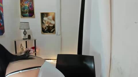 Trish online show from 03-11-25, 06:41