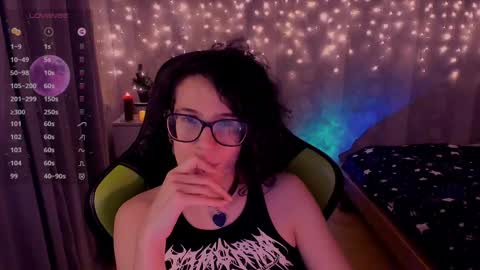 Snapshot of yourscosmic chatting on 12-20-24, 03:36 Yours Cosmic online show from 12-20-24, 03:36