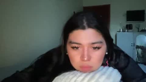 Snapshot of yoursexytowngirl chatting on 06-07-26, 10:24 LALA online show from 06-07-26, 10:24