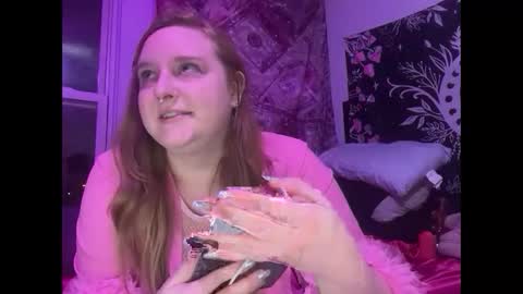 Snapshot of yourthickgingergoddess chatting on 12-23-25, 02:53 yourthickgingergoddess online show from 12-23-25, 02:53