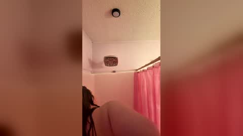 Snapshot of yourthickgingergoddess chatting on 01-09-26, 10:22 yourthickgingergoddess online show from 01-09-26, 10:22