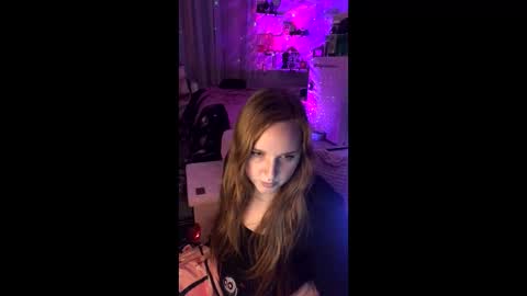 Snapshot of yourthickgingergoddess chatting on 02-16-26, 05:36 yourthickgingergoddess online show from 02-16-26, 05:36