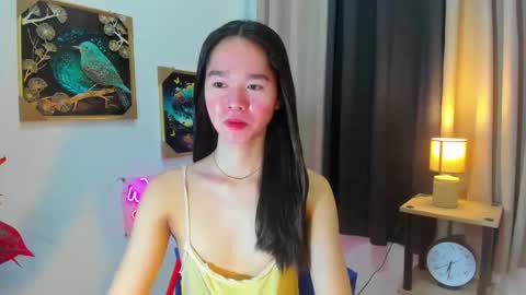 Snapshot of yourtinybunny chatting on 04-23-26, 10:36 yourtinybunny online show from 04-23-26, 10:36