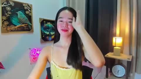 Snapshot of yourtinybunny chatting on 04-24-26, 10:28 yourtinybunny online show from 04-24-26, 10:28