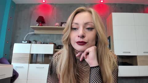 Snapshot of yourvenus00 chatting on 12-10-24, 10:38 YourVenus00 -Follow my OF online show from 12-10-24, 10:38