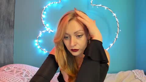 Snapshot of yourvenus00 chatting on 02-02-25, 09:02 YourVenus00 -Follow my OF online show from 02-02-25, 09:02