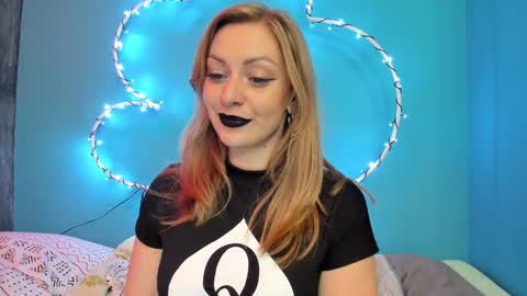 Snapshot of yourvenus00 chatting on 02-08-25, 06:33 YourVenus00 -Follow my OF online show from 02-08-25, 06:33