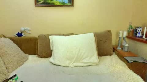 YourXQueen online show from 03-11-26, 06:08