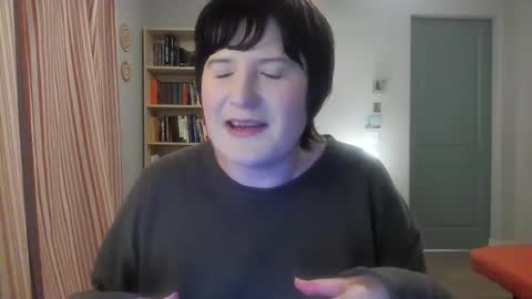 Snapshot of yousaiditfirst chatting on 12-01-25, 11:54 Rose Noire online show from 12-01-25, 11:54