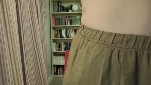 Rose Noire online show from 12-23-25, 02:31