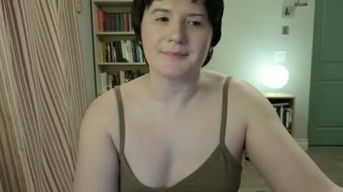 Snapshot of yousaiditfirst chatting on 05-27-26, 01:57 Rose Noire online show from 05-27-26, 01:57