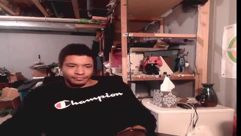 Snapshot of youwillcallmedaddy chatting on 03-06-26, 02:46 daddy online show from 03-06-26, 02:46