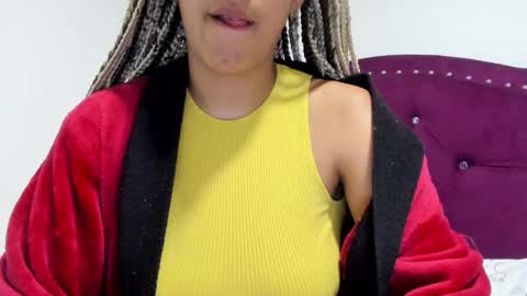 Snapshot of youwishtobeme chatting on 01-16-25, 12:34 elizabeth ju online show from 01-16-25, 12:34