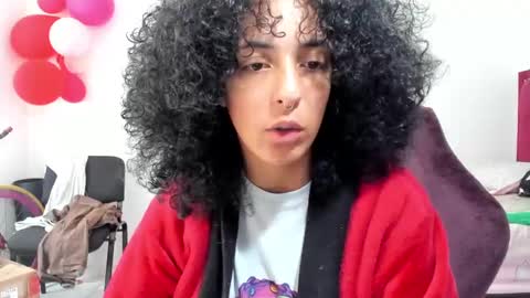 Snapshot of youwishtobeme chatting on 02-17-25, 08:26 elizabeth ju online show from 02-17-25, 08:26