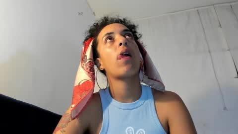 Snapshot of youwishtobeme chatting on 02-28-25, 02:53 elizabeth ju online show from 02-28-25, 02:53