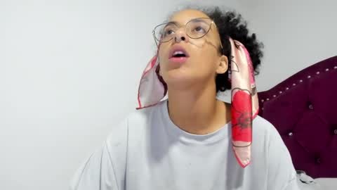 Snapshot of youwishtobeme chatting on 03-06-25, 12:32 elizabeth ju online show from 03-06-25, 12:32