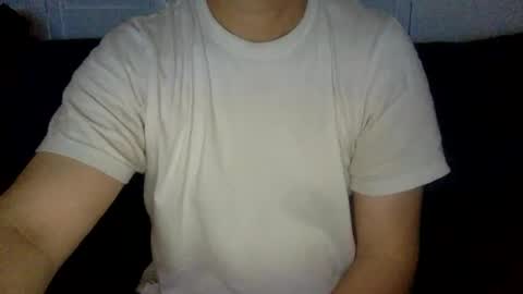 Snapshot of yque2 chatting on 12-14-25, 03:50 yque online show from 12-14-25, 03:50